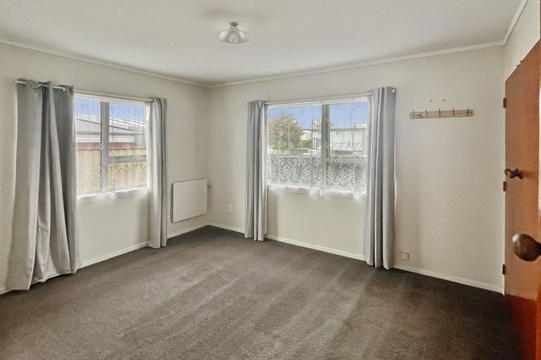 Photo of property in 190 Tamamutu Street, Taupo, 3330