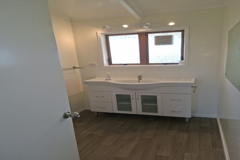 Photo of property in 20 Handforth Street, Onerahi, Whangarei, 0110