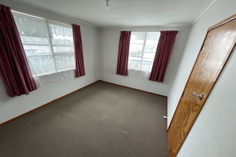 Photo of property in 489 Massey Road, Mangere, Auckland, 2022