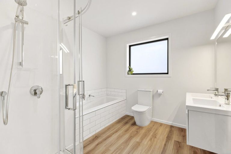 Photo of property in 46 Pounamu Avenue, Albert Town, Wanaka, 9305