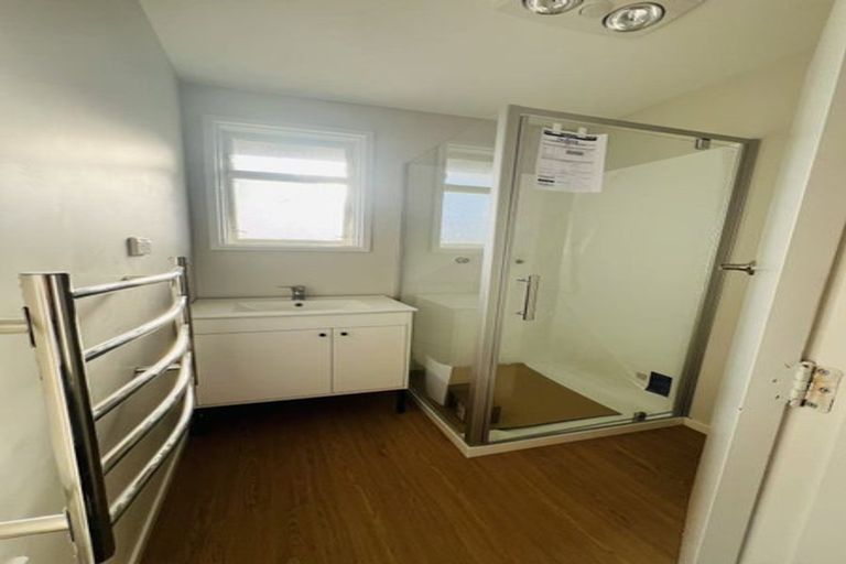 Photo of property in 54 Chelburn Crescent, Mangere East, Auckland, 2024