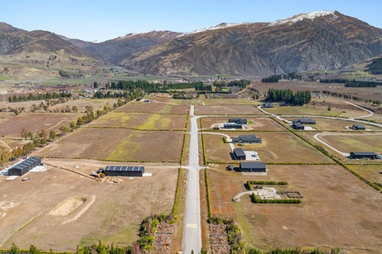 Photo of property in 76 Stone Drive, Cromwell, 9384