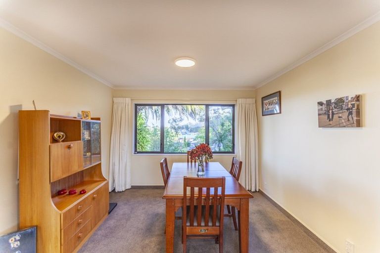 Photo of property in 37 Hetley Crescent, Taradale, Napier, 4112