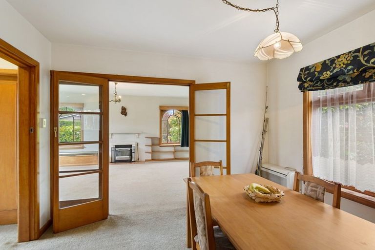 Photo of property in 11 Verran Place, Fendalton, Christchurch, 8052