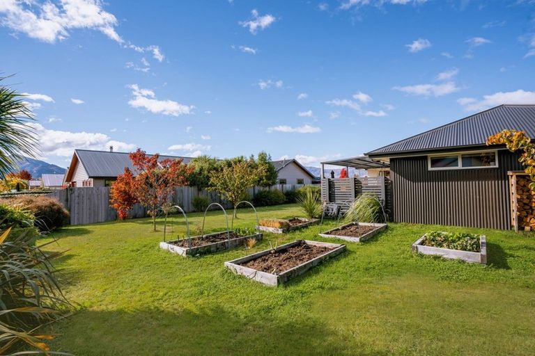Photo of property in Snowberry Street, Albert Town, Wanaka, 9305