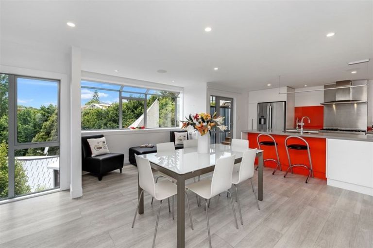 Photo of property in 9 Takahe Drive, Cashmere, Christchurch, 8022