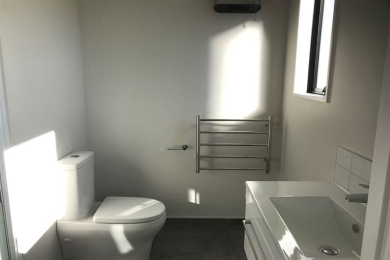 Photo of property in 2/46 Champion Street, Edgeware, Christchurch, 8013