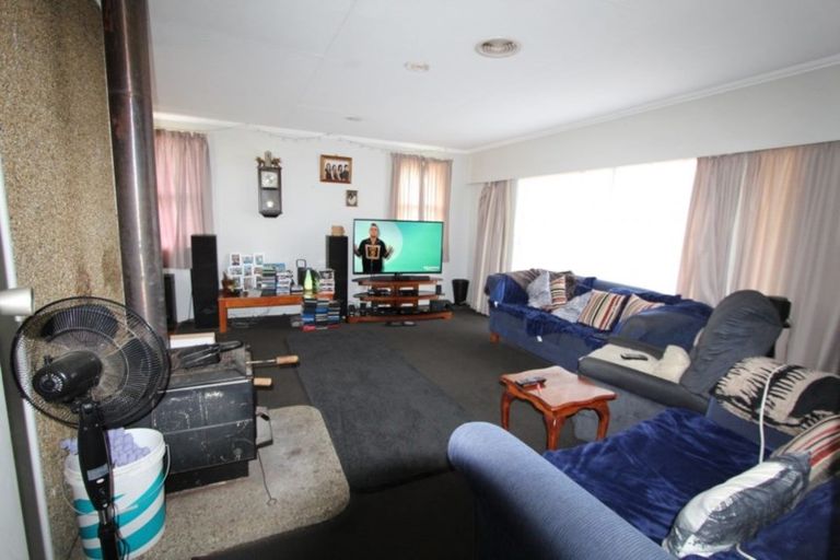 Photo of property in 9 Toroa Place, Tokoroa, 3420