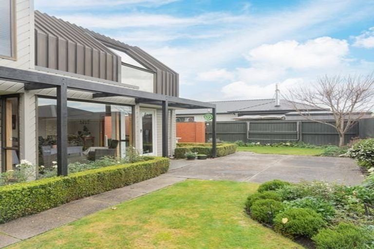 Photo of property in 52 Arlington Street, Burnside, Christchurch, 8053