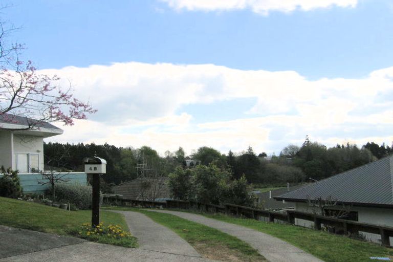 Photo of property in 4b Cynthia Place, Bellevue, Tauranga, 3110