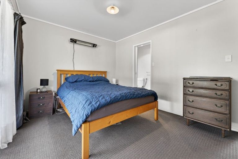 Photo of property in 1 Coventry Road, Melville, Hamilton, 3206
