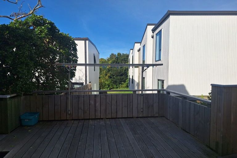 Photo of property in 1/2 Angell Street, Johnsonville, Wellington, 6037