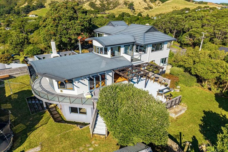 Photo of property in 13 Haunui Road, Pukerua Bay, 5026