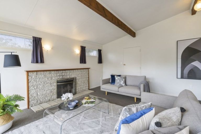 Photo of property in 41 Somerset Crescent, Highbury, Palmerston North, 4412