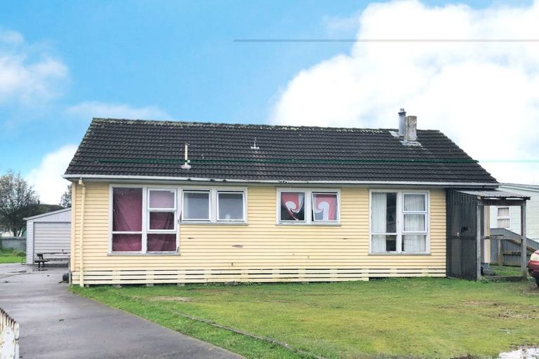 Photo of property in 15 Hartgill Crescent, Dannevirke, 4930