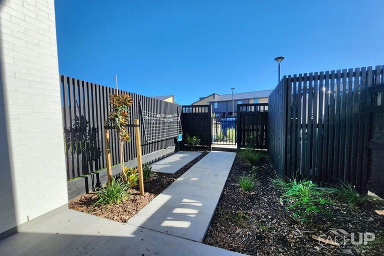 Photo of property in 18 Vasi Drive, Hobsonville, Auckland, 0616