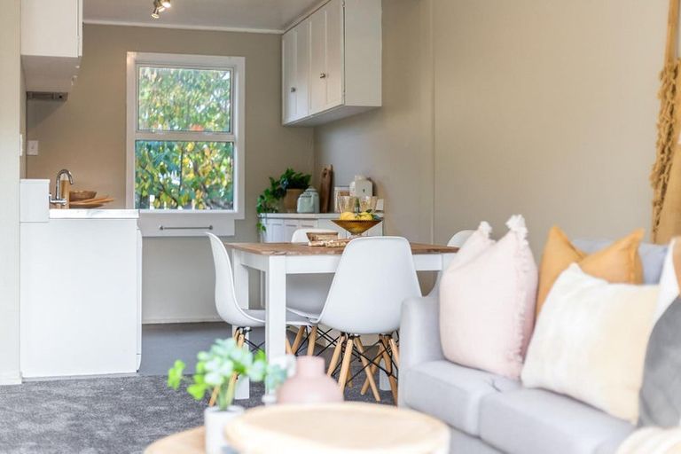 Photo of property in 5/12 Thornley Street, Titahi Bay, Porirua, 5022