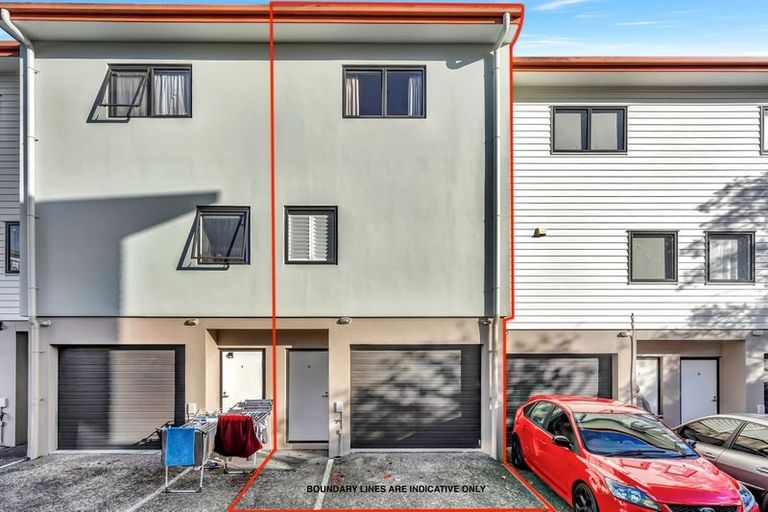 Photo of property in 8/46 Carlos Drive, Flat Bush, Auckland, 2016