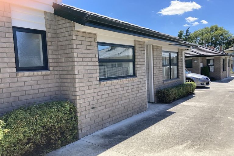 Photo of property in 20u2 Manning Street, Hamilton Central, Hamilton, 3204