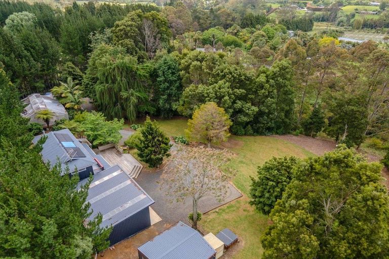 Photo of property in 121c Waimate North Road, Kerikeri, 0293