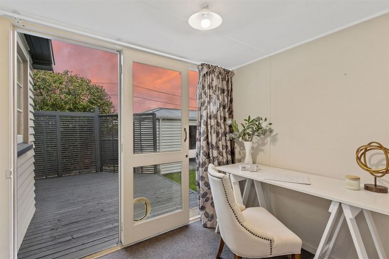 Photo of property in 12 Garnett Avenue, Spreydon, Christchurch, 8024