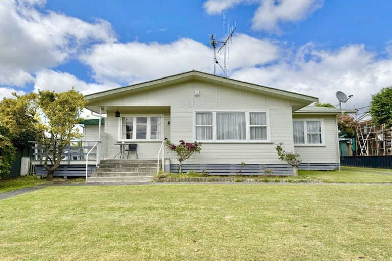 Photo of property in 42 Carrington Crescent, Tokoroa, 3420