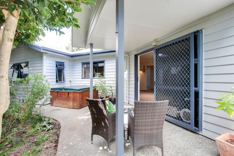 Photo of property in 69b Church Road, Taradale, Napier, 4112