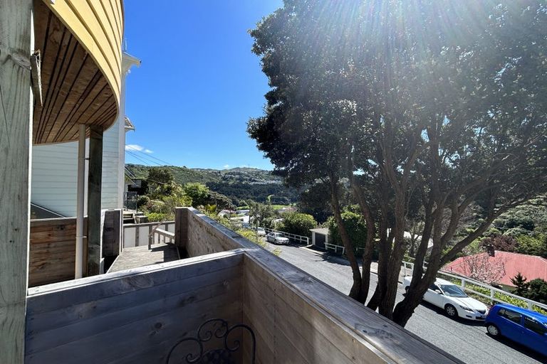Photo of property in 21 Jackson Street, Island Bay, Wellington, 6023