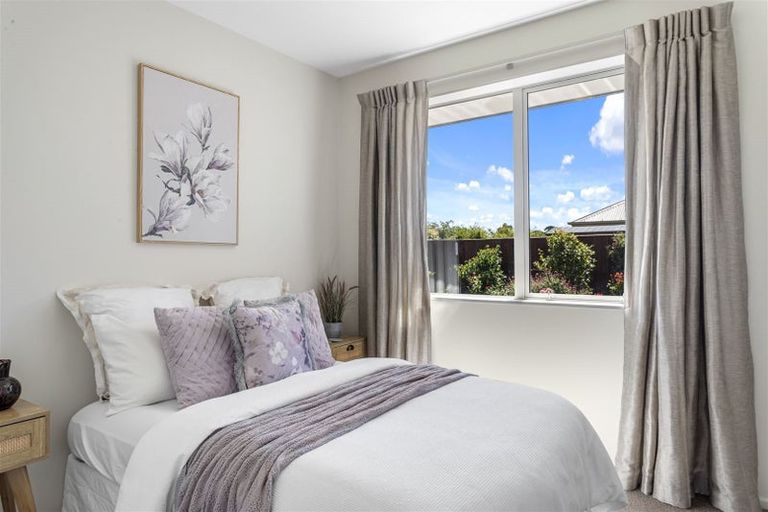 Photo of property in 5 Lancewood Way, Rangiora, 7400
