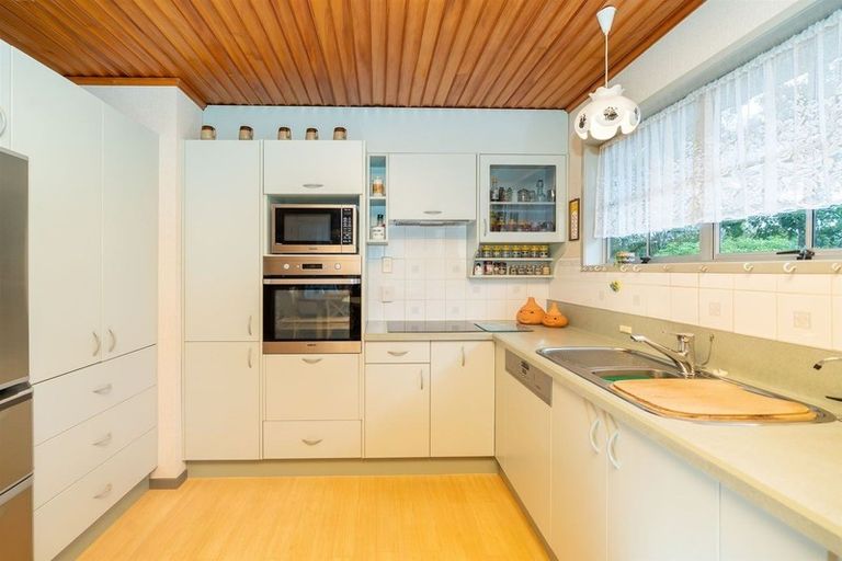 Photo of property in 18 Cypress Crescent, Pukete, Hamilton, 3200
