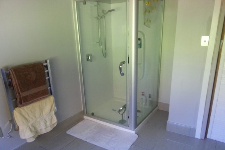 Photo of property in 79 Hinau Street, Riccarton, Christchurch, 8041