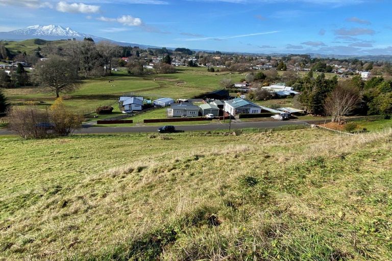 Photo of property in 24 Hukaroa Road, Raetihi, 4632
