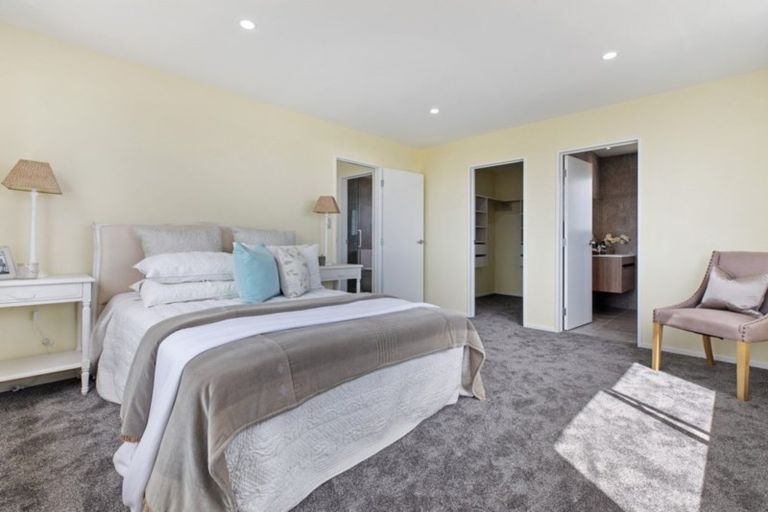 Photo of property in 40 Kokowai Parade, Hobsonville, Auckland, 0616