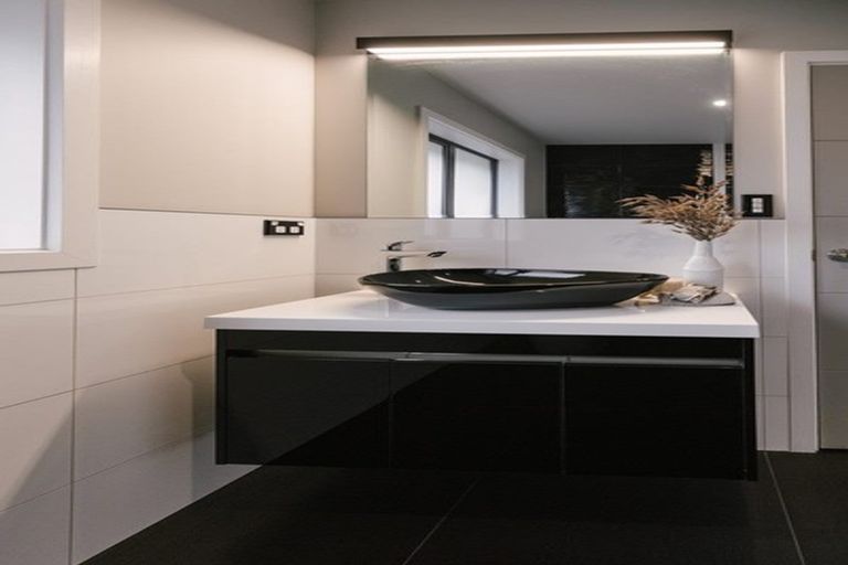 Photo of property in 149 James Line, Kelvin Grove, Palmerston North, 4414