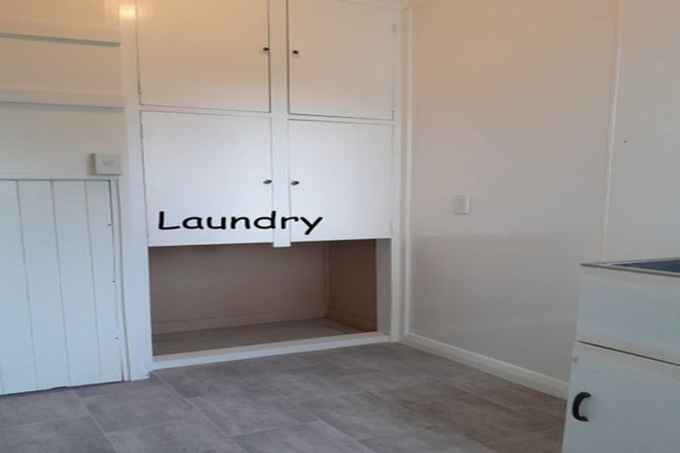 Photo of property in 46 Evans Road, Glen Eden, Auckland, 0602
