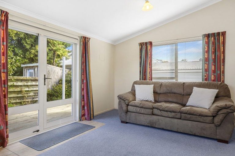Photo of property in 2/36 Hinemoa Avenue, Taupo, 3330