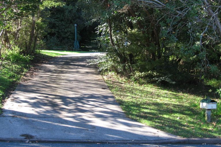 Photo of property in 5 Lancelot Road, Orewa, 0931