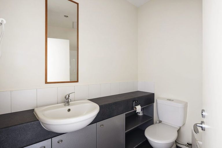 Photo of property in Hume House, 152u9 The Terrace, Wellington Central, Wellington, 6011
