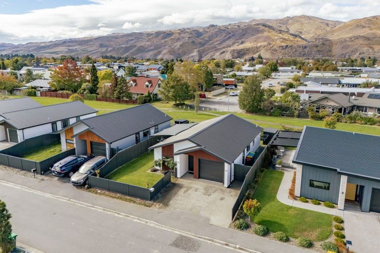 Photo of property in 11 Dawkins Street, Cromwell, 9310