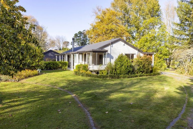 Photo of property in 1082 Mapara Road, Kinloch, Taupo, 3385