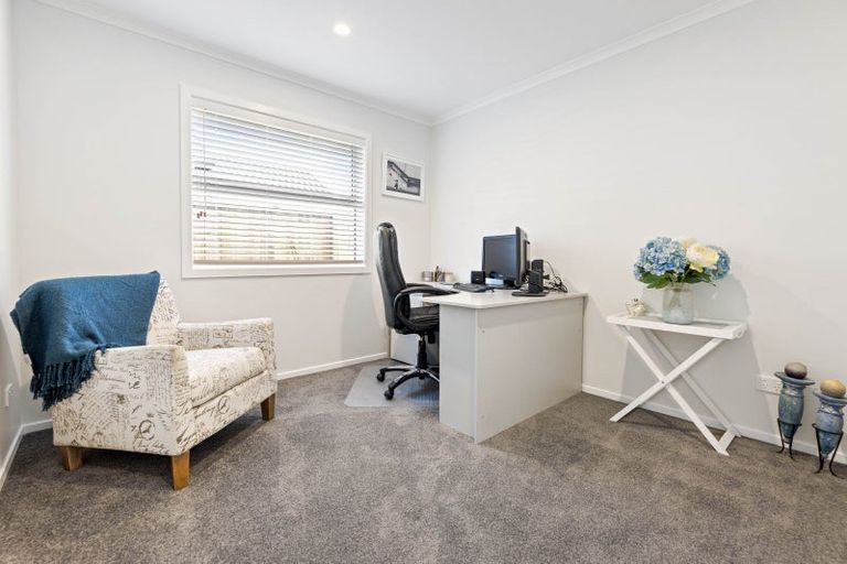 Photo of property in 98a Harakeke Drive, Wharewaka, Taupo, 3330