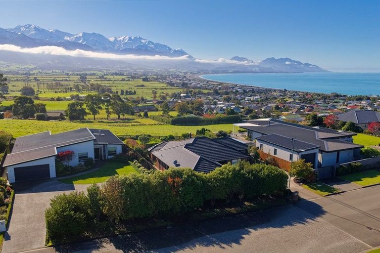 Photo of property in 17 Shearwater Drive, Kaikoura, 7300