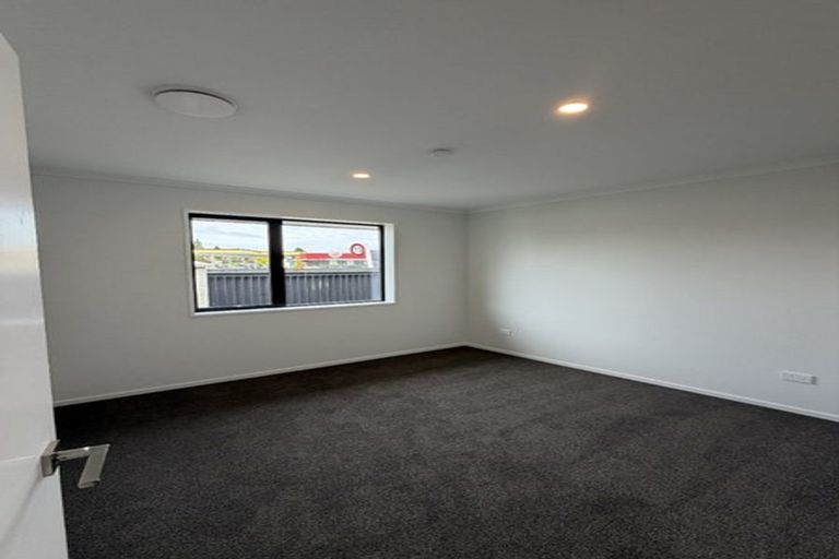 Photo of property in 2 Johns Road, Belfast, Christchurch, 8051