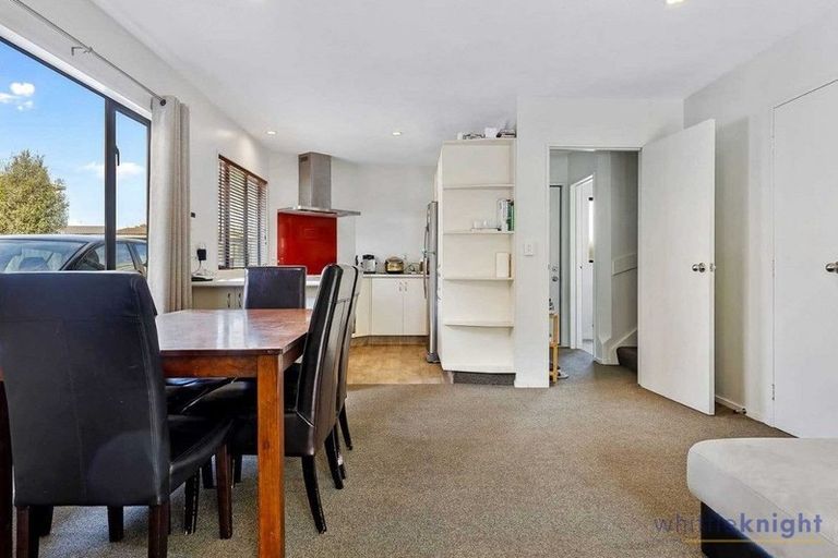 Photo of property in 2/90 Picton Avenue, Riccarton, Christchurch, 8011