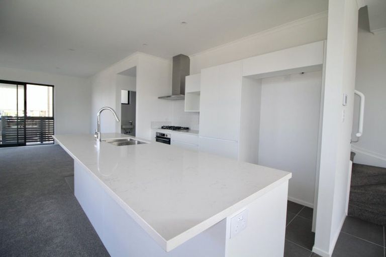 Photo of property in 64 Nugget Avenue, Hobsonville, Auckland, 0616