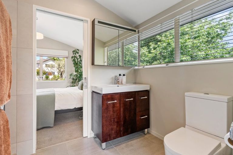 Photo of property in 3 Wynona Close, Albany, Auckland, 0632