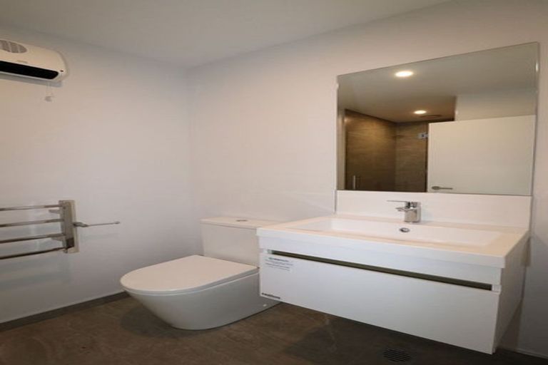 Photo of property in 5/6 Trent Street, Linwood, Christchurch, 8011