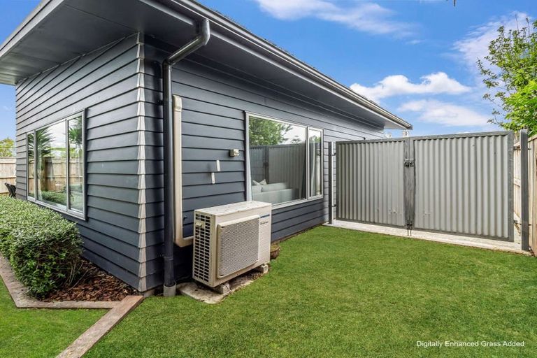 Photo of property in 14a Duna Place, Takaro, Palmerston North, 4412