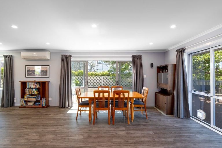 Photo of property in 100a Aorangi Road, Bryndwr, Christchurch, 8053