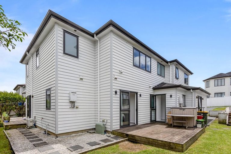 Photo of property in 3 Crompton Place, Orewa, 0931